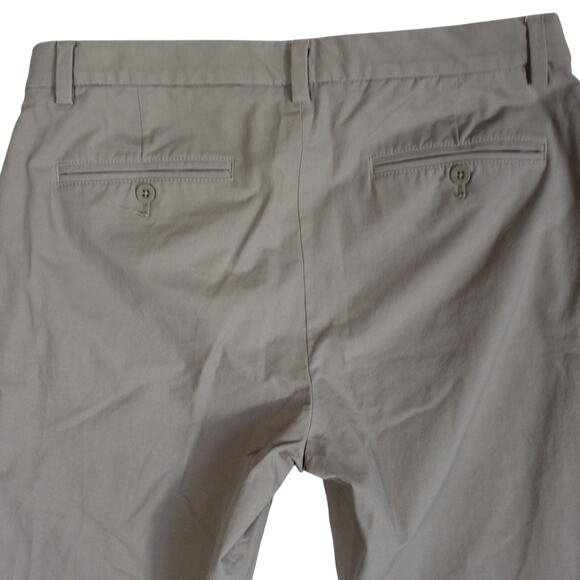 Vineyard Vines OTG On the Go Pants Mens 33 x 32 Khaki Slim Fit Travel Chinos - Picture 6 of 7